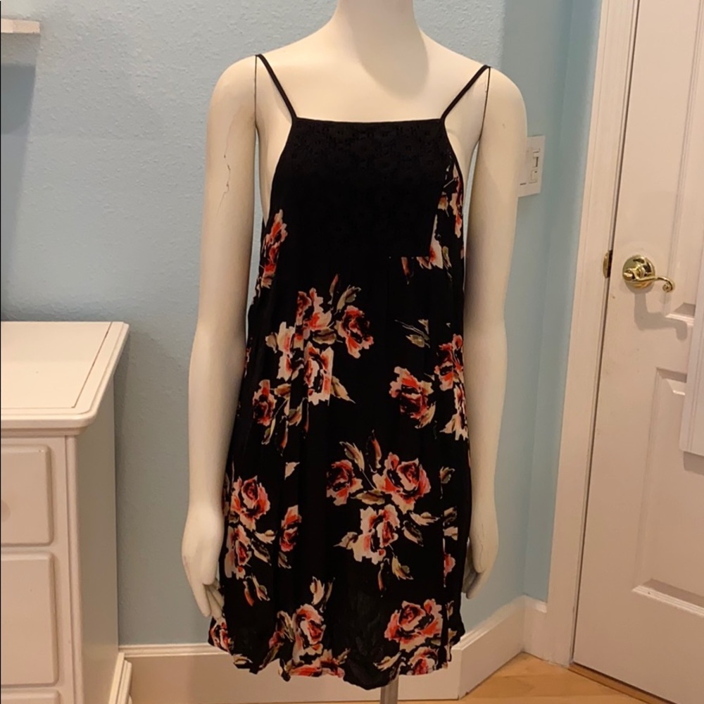 Kendall & Kylie floral dress with pockets